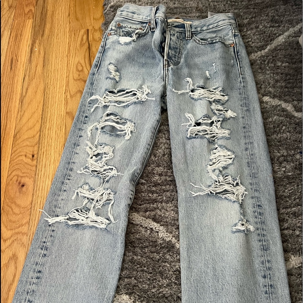 Wedgie Straight Levi Jeans